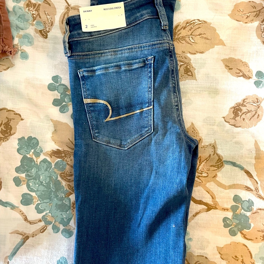American Eagle Next level stretch. Tags on!